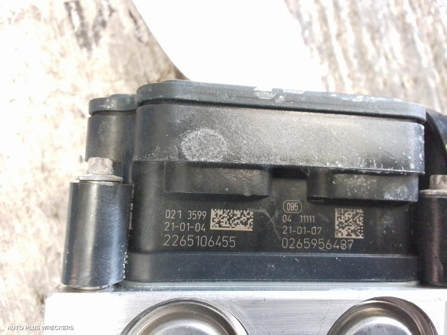 2013-2021 Nissan Qashqai Abs Pump Modulator