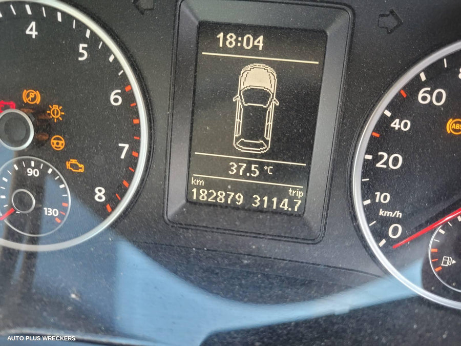 2012 Volkswagen Tiguan Left Taillight