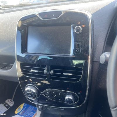 2015 Renault Clio Right Taillight