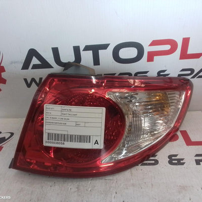 2005-2009 Hyundai Santa Fe Right Taillight