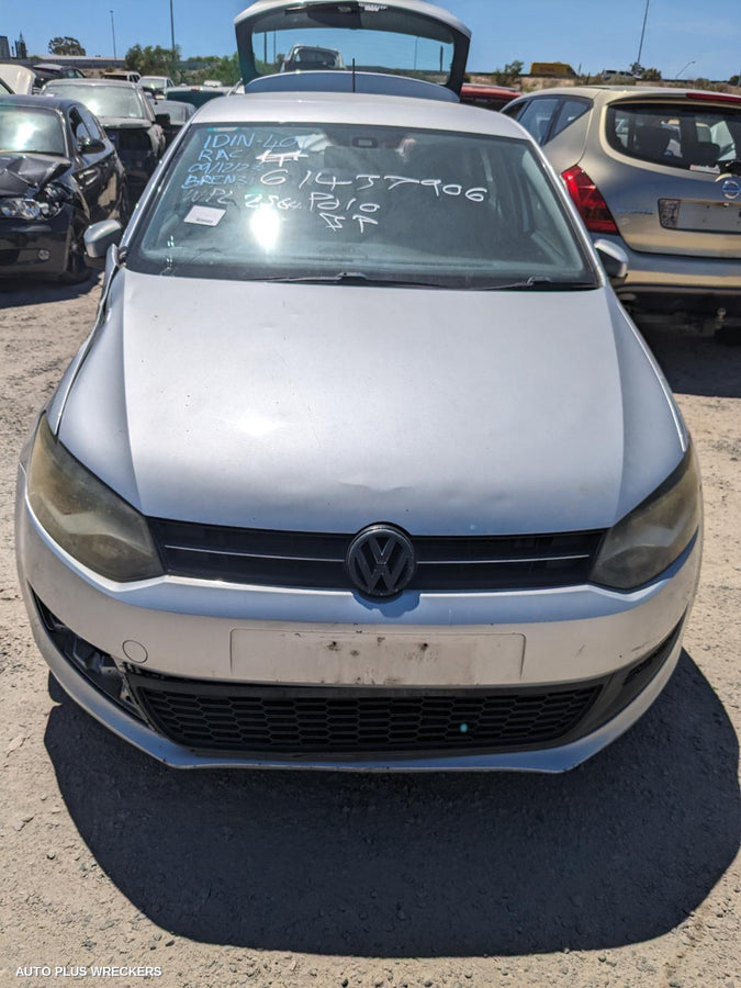 2010-2014 Volkswagen Polo Left Taillight