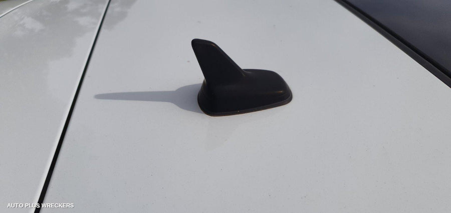 2016 Volkswagen Tiguan Door Handle