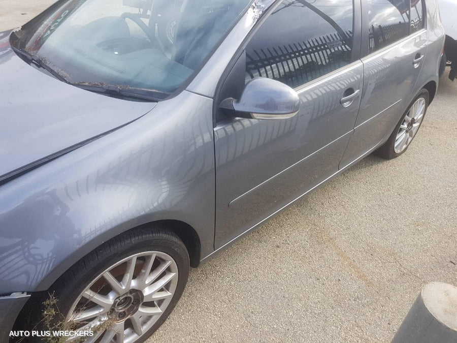 2007 Volkswagen Golf Right Taillight