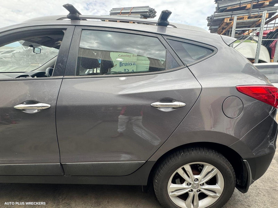 2010 Hyundai Ix35 Right Front Window Reg Motor