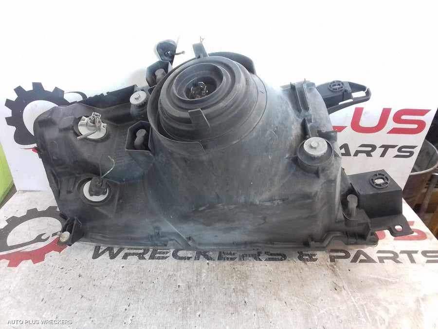 2002 Mitsubishi Pajero Left Headlamp