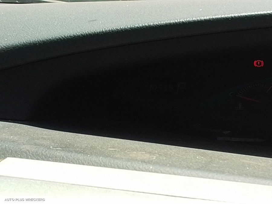 2007 Toyota Tarago Right Headlamp