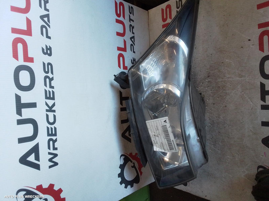 2009-2011 Holden Cruze Right Headlamp