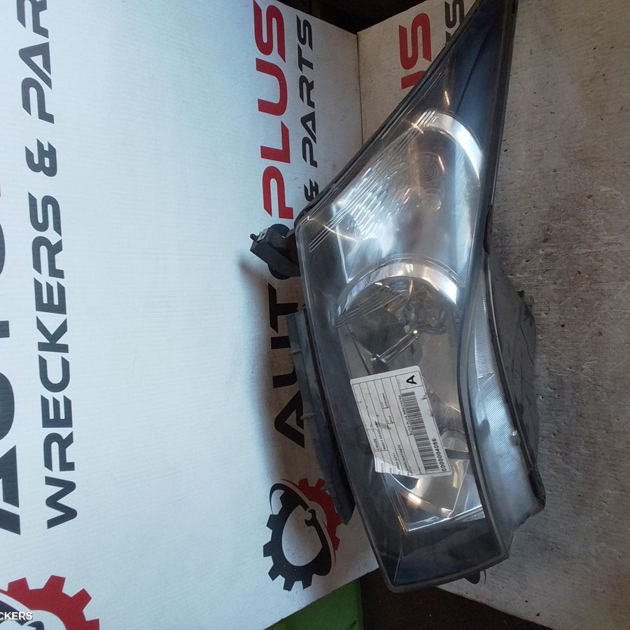 2009-2011 Holden Cruze Right Headlamp