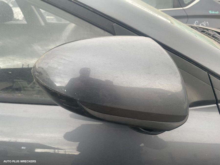 2017 Hyundai Elantra Right Front Door Window