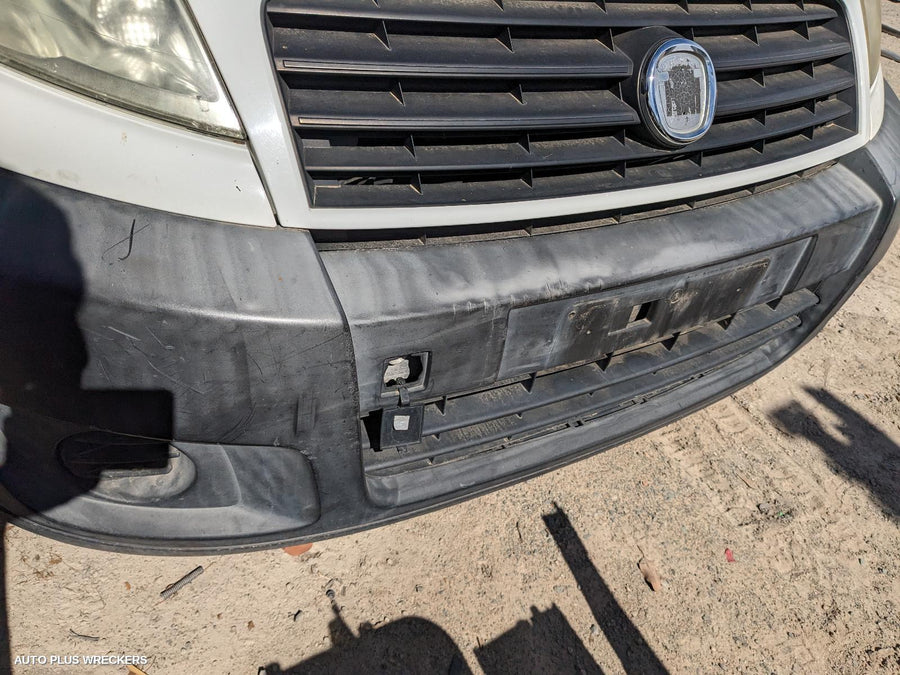 2010 Fiat Scudo Right Headlamp