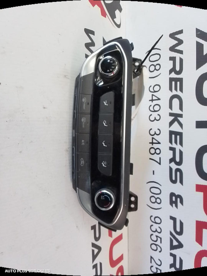 2017-2025 Hyundai I30 Heater Ac Controls