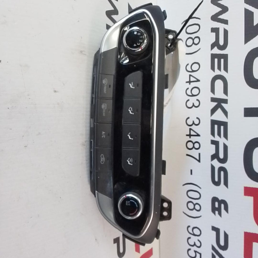 2017-2025 Hyundai I30 Heater Ac Controls