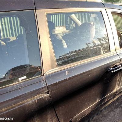 2007 Kia Carnival/grand Carnival Door Hinge Runner