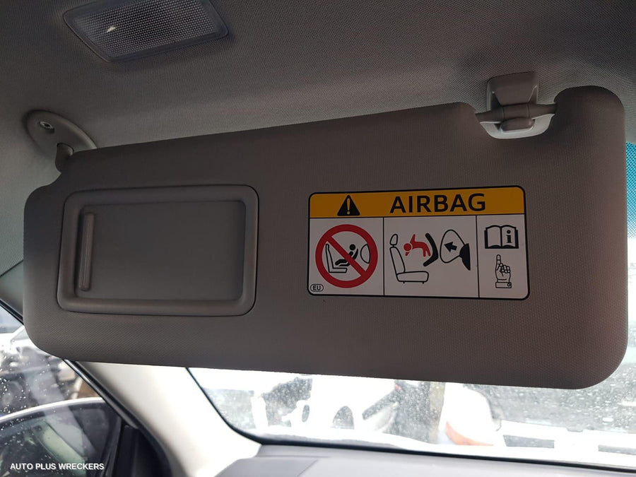 2013 Toyota Rav4 Left Rear Door Window