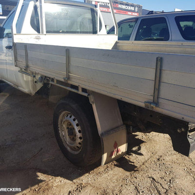 2006 Mitsubishi Triton Radiator