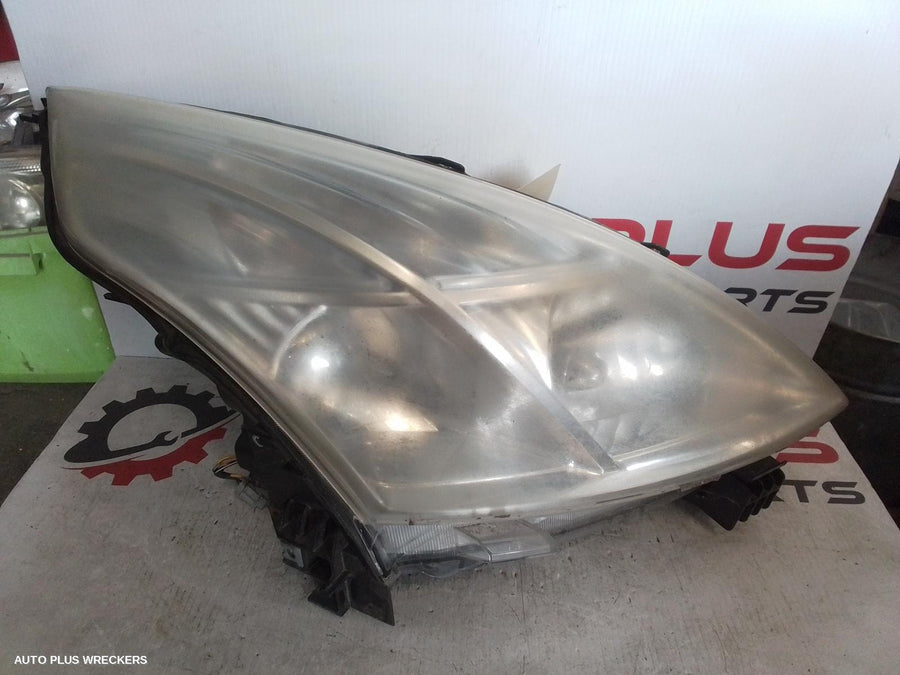 2009 Nissan Maxima Right Headlamp
