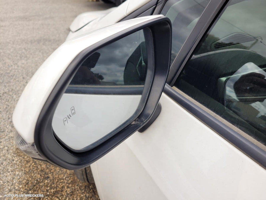 2020 Toyota Corolla Left Front Door Window