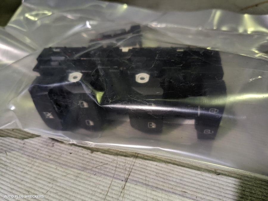 2020 Kia Cerato Pwr Dr Wind Switch