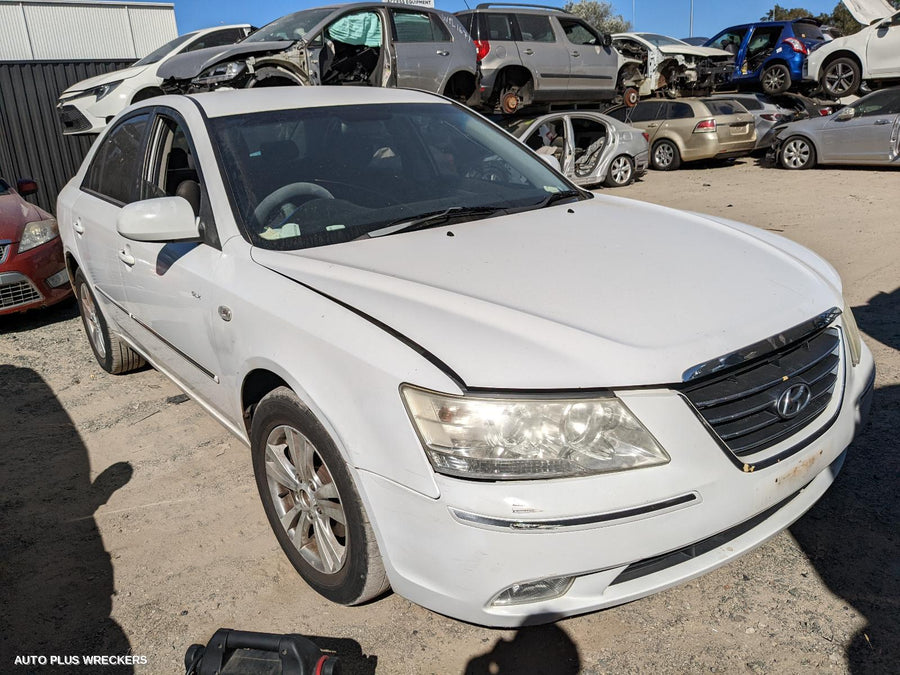 2009 Hyundai Sonata Bonnet