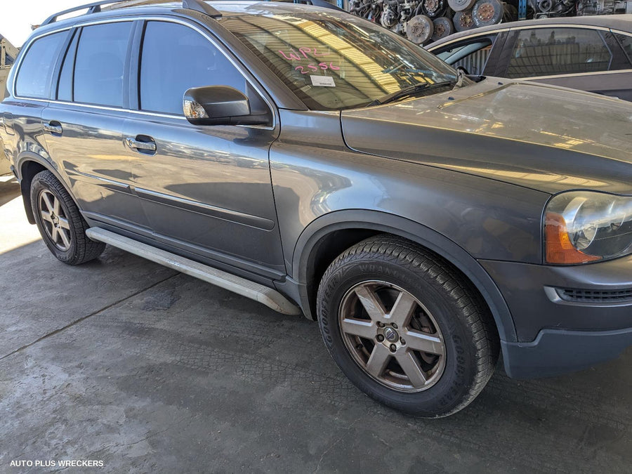 2008 VOLVO XC90 RIGHT FRONT DOOR