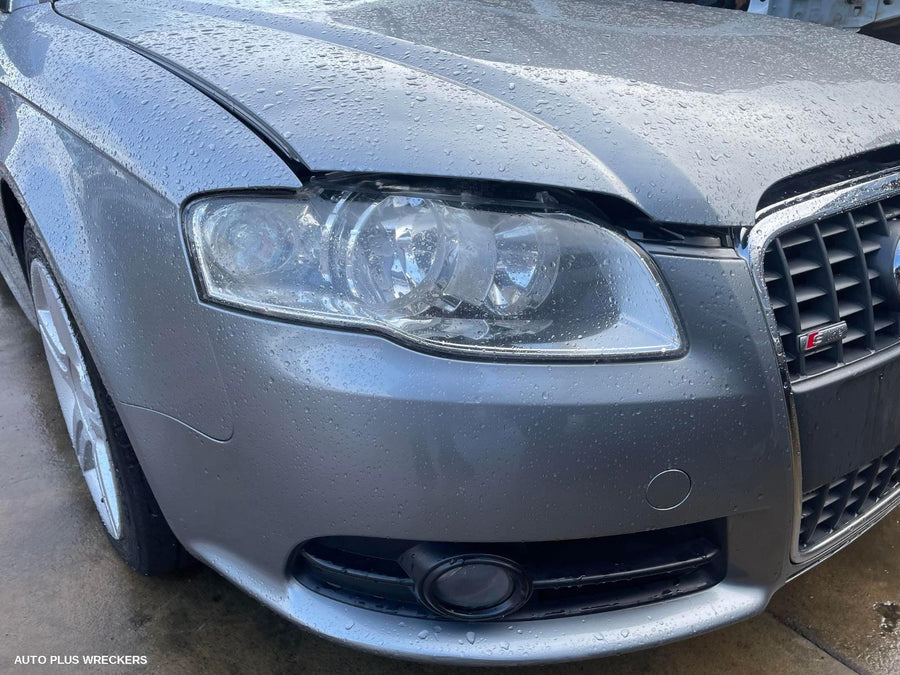 2008 Audi A4 Right Headlamp
