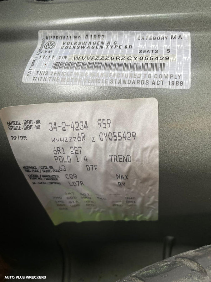 2011 Volkswagen Polo Left Front Window Reg Motor