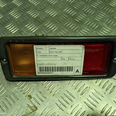1997-2000 Mitsubishi Pajero Right Taillight