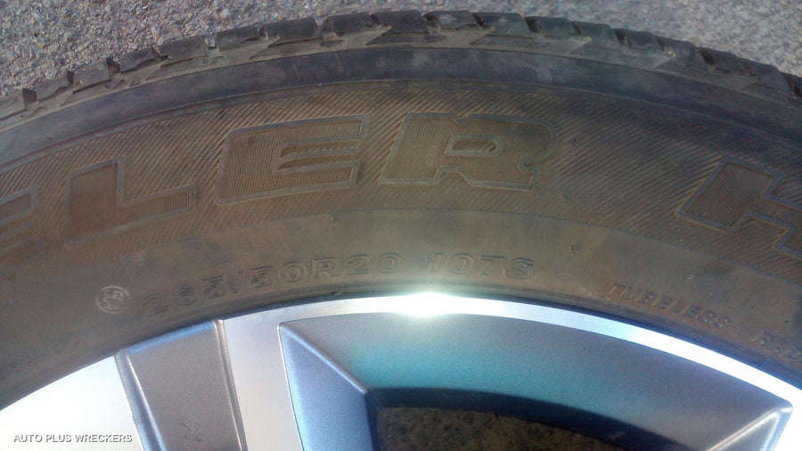 2023 Isuzu Mu-x Wheel Mag