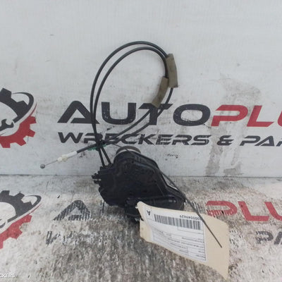 2013-2021 Toyota Kluger Door Boot Gate Lock