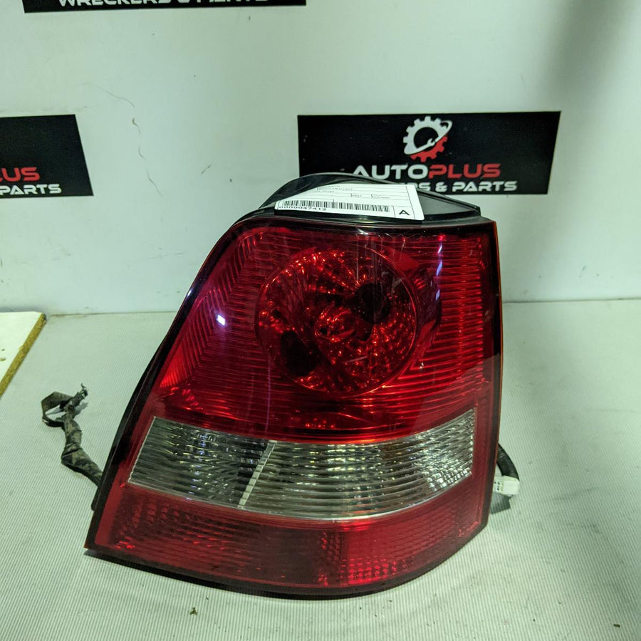 2007 Kia Sorento Right Taillight