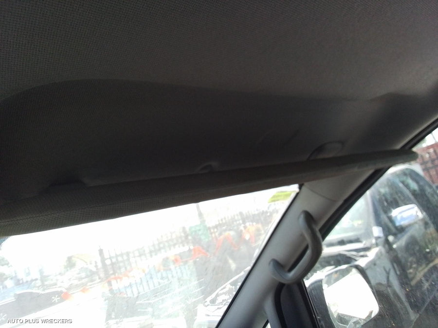 2011 Hyundai Iload/imax Sunvisor