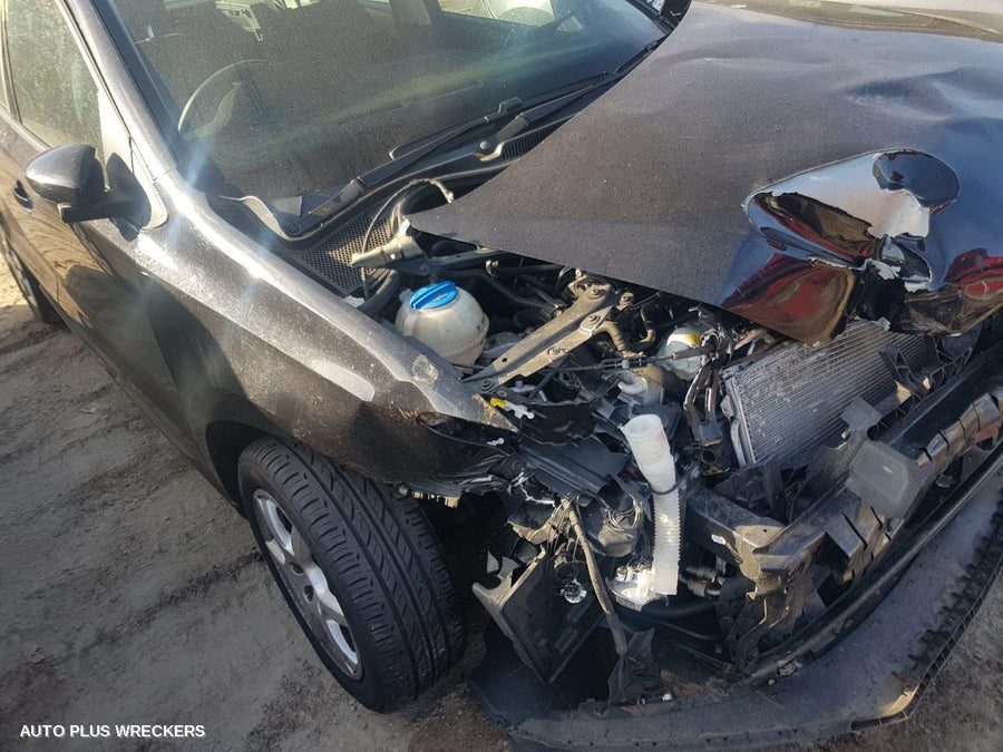 2010 Volkswagen Polo Hatch Strut