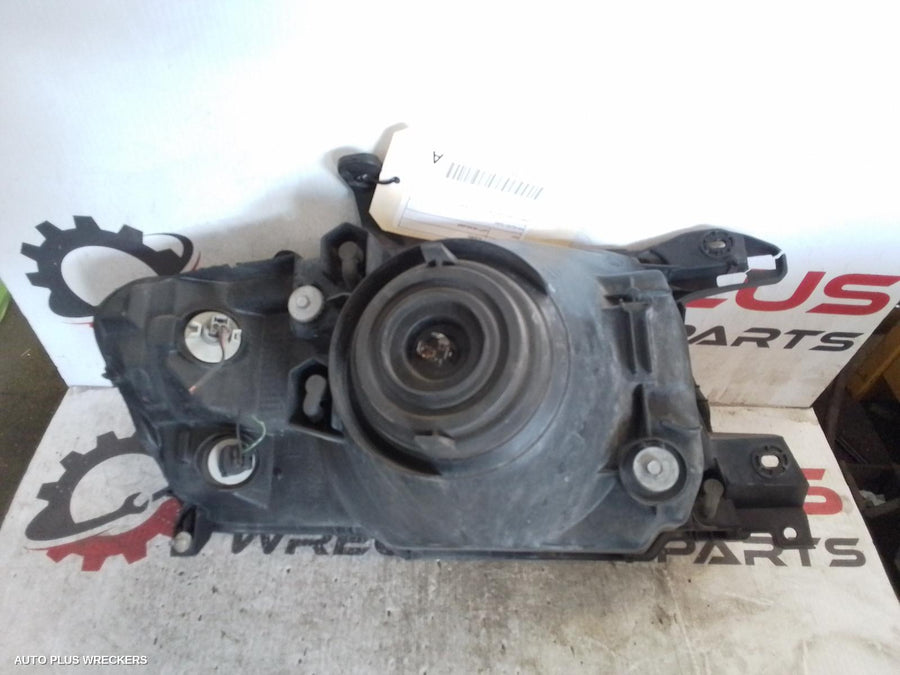 2002 Mitsubishi Pajero Left Headlamp