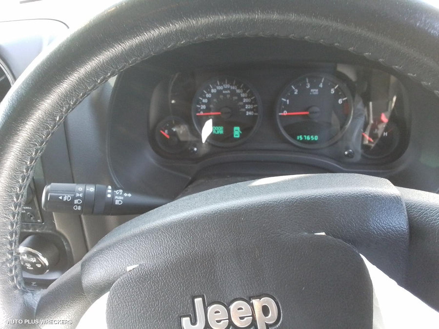 2010 Jeep Patriot Left Rear Door Window