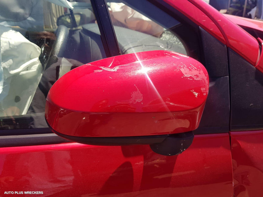 2018 Toyota Yaris Left Front Window Reg Motor