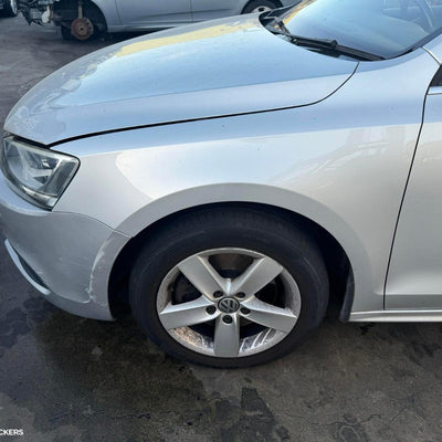 2011-2017 Volkswagen Jetta Right Front Door