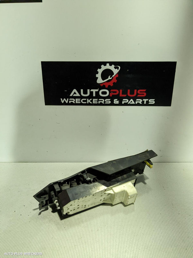 2014 Toyota Corolla Pwr Dr Wind Switch