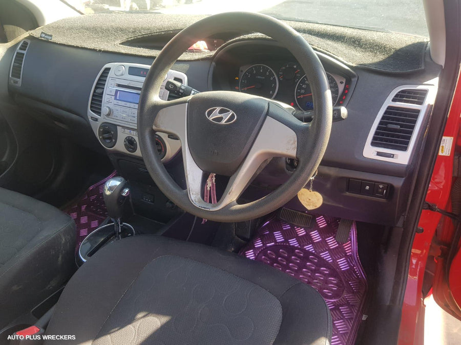 2011 HYUNDAI I20 DOOR BOOT GATE LOCK