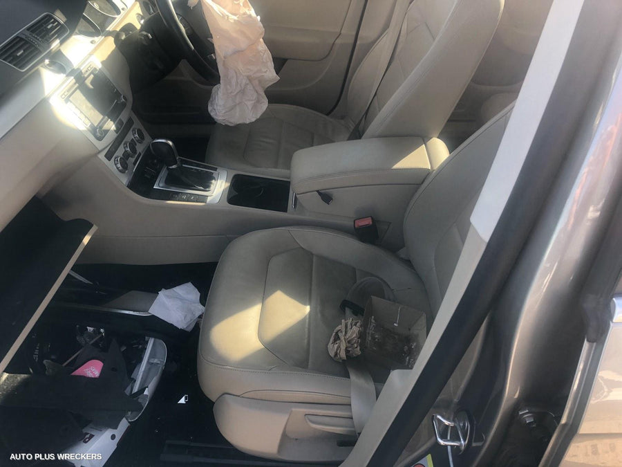 2014 Volkswagen Passat Steering Box Rack