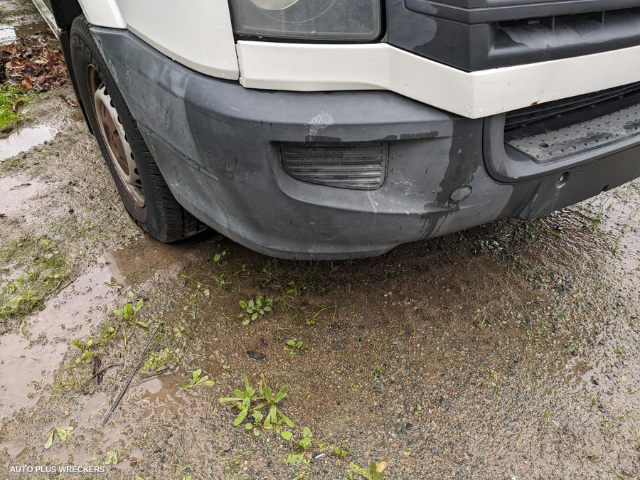 2012 Volkswagen Crafter Left Front Door