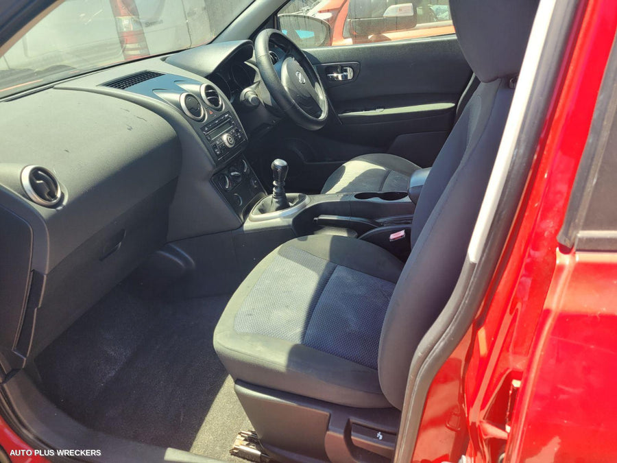 2010 Nissan Dualis Right Guard