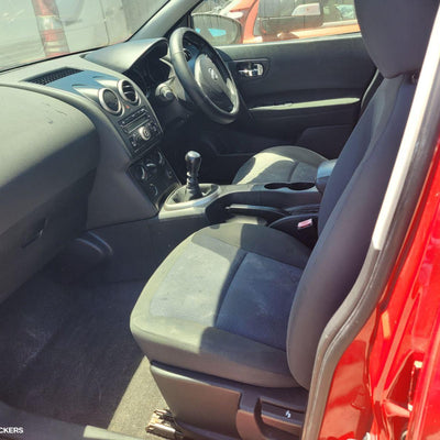 2010 Nissan Dualis Right Guard