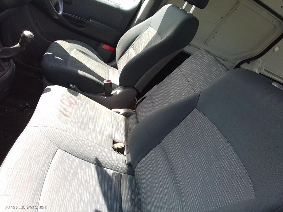 2011 Hyundai Iload/imax Right Door Mirror