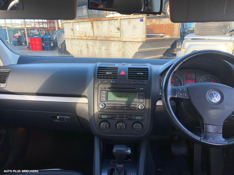 2006 Volkswagen Jetta Right Front Door Window