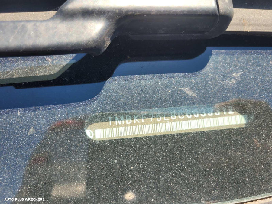 2012 Skoda Yeti Left Door Mirror