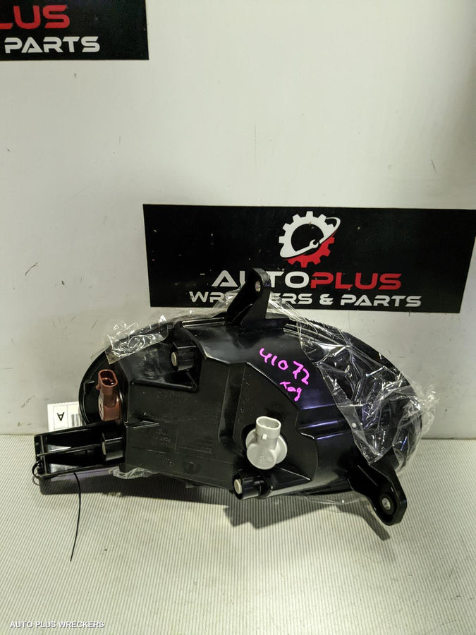 2015 Fiat 500x Right Headlamp