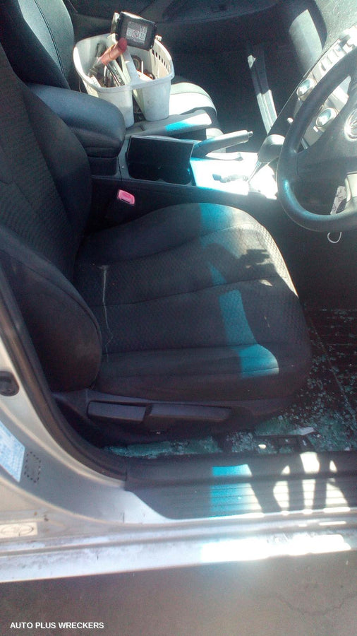 2007 Toyota Camry Rear Garnish