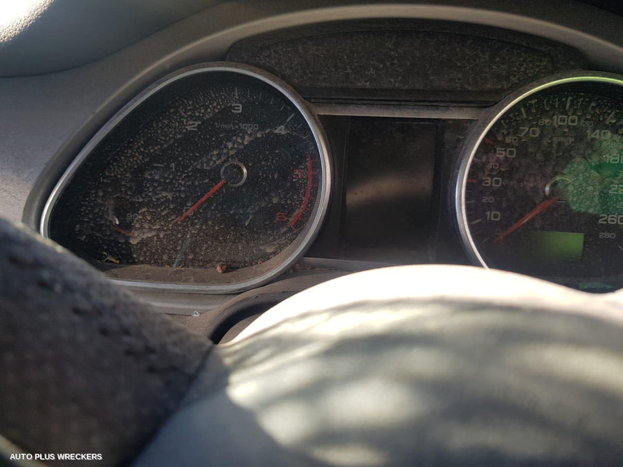 2010 Audi Q7 Caliper