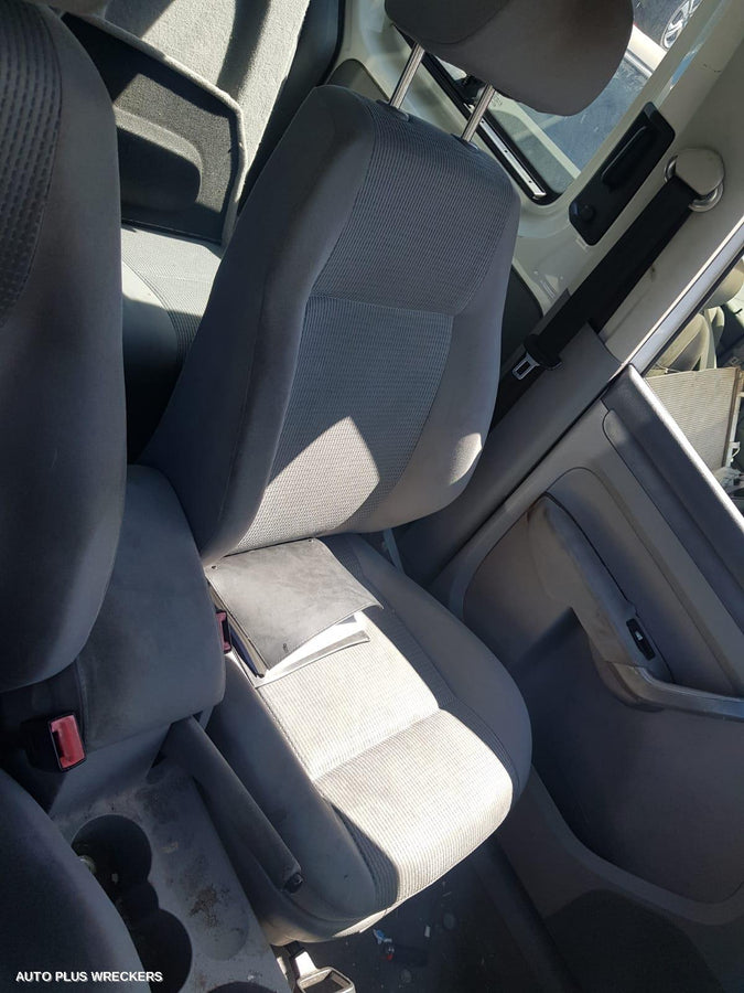 2007 Volkswagen Caddy Left Front Window Reg Motor