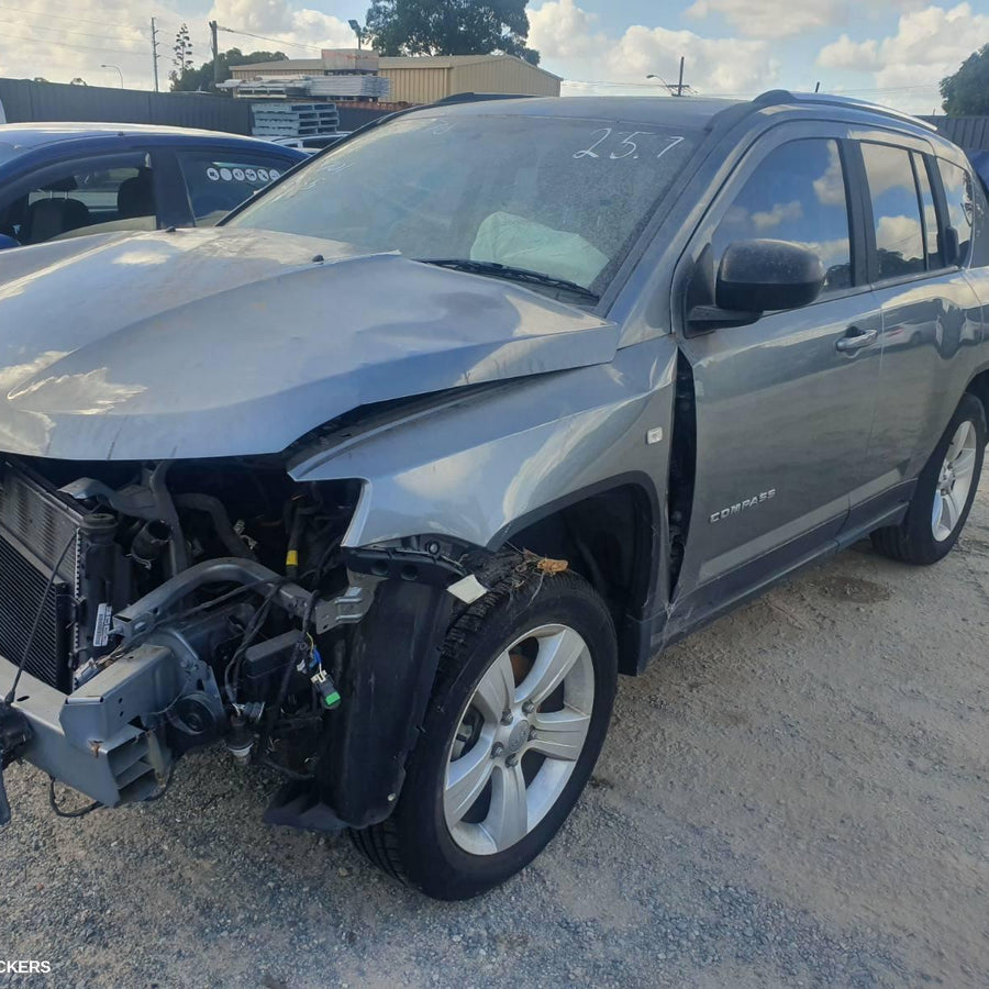 2013 Jeep Compass Left Indicator Fog Side
